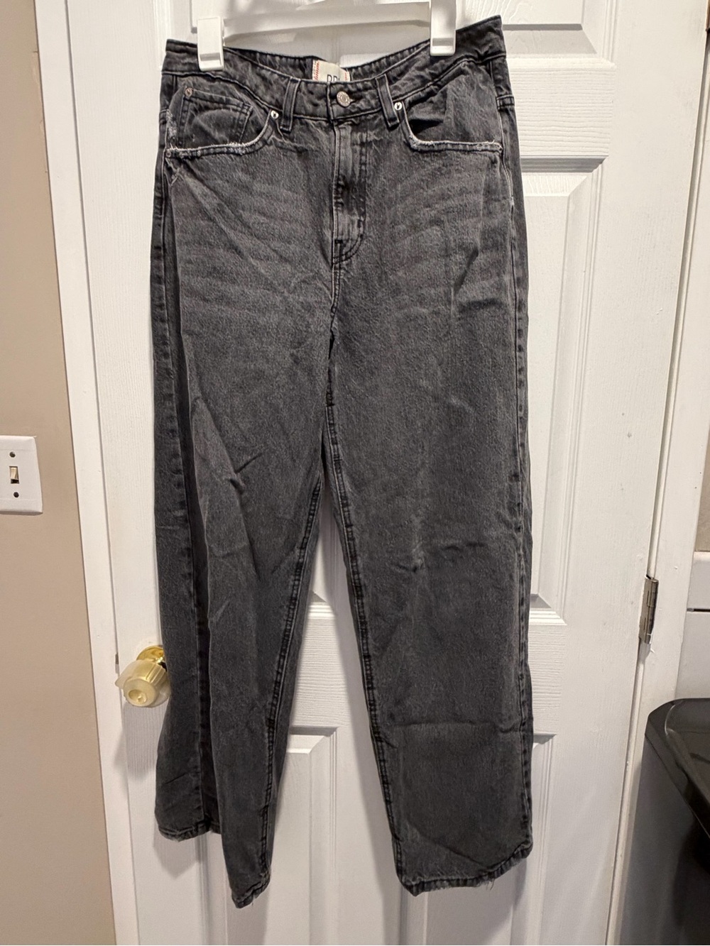 BDG Urban Outfitters Tapered Baggy Black Jeans